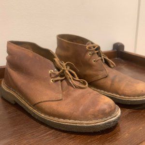 CLARK'S DESERT BOOTS- Size 8